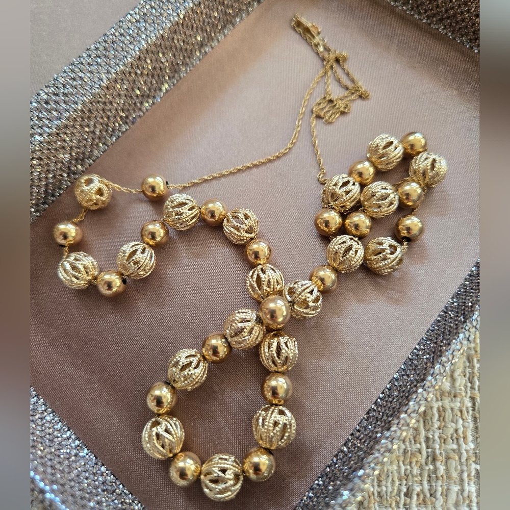 Vintage 14k Gold Bead Necklace